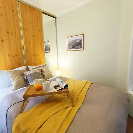 Two Bedroom In Old Town, Up To Six Guests * 里加