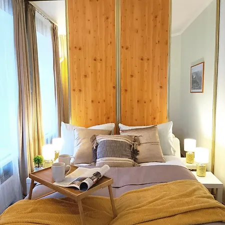 Two Bedroom In Old Town, Up To 6 Guests Apartment Riga