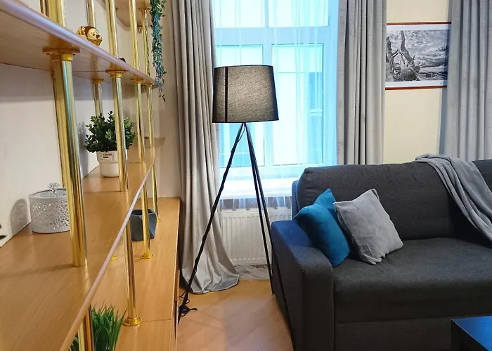 Two Bedroom In Old Town, Up To 6 Guests * Рига