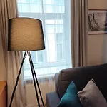 Two Bedroom In Old Town, Up To Six Guests