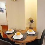 Two Bedroom In Old Town, Up To Six Guests * Riga